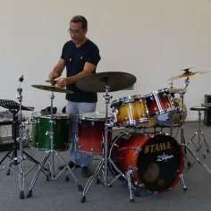 1 Tony Arco